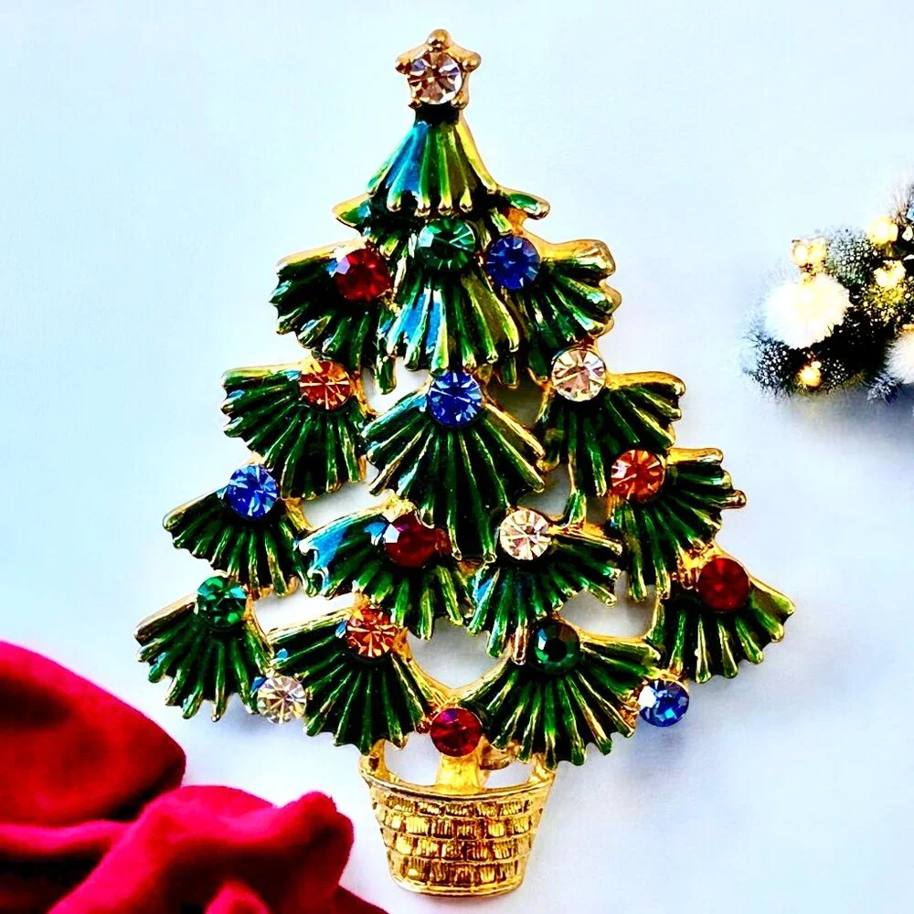 EISENBERG ICE Vintage Christmas Tree Brooch Green Enamel & Rhinestones Signed